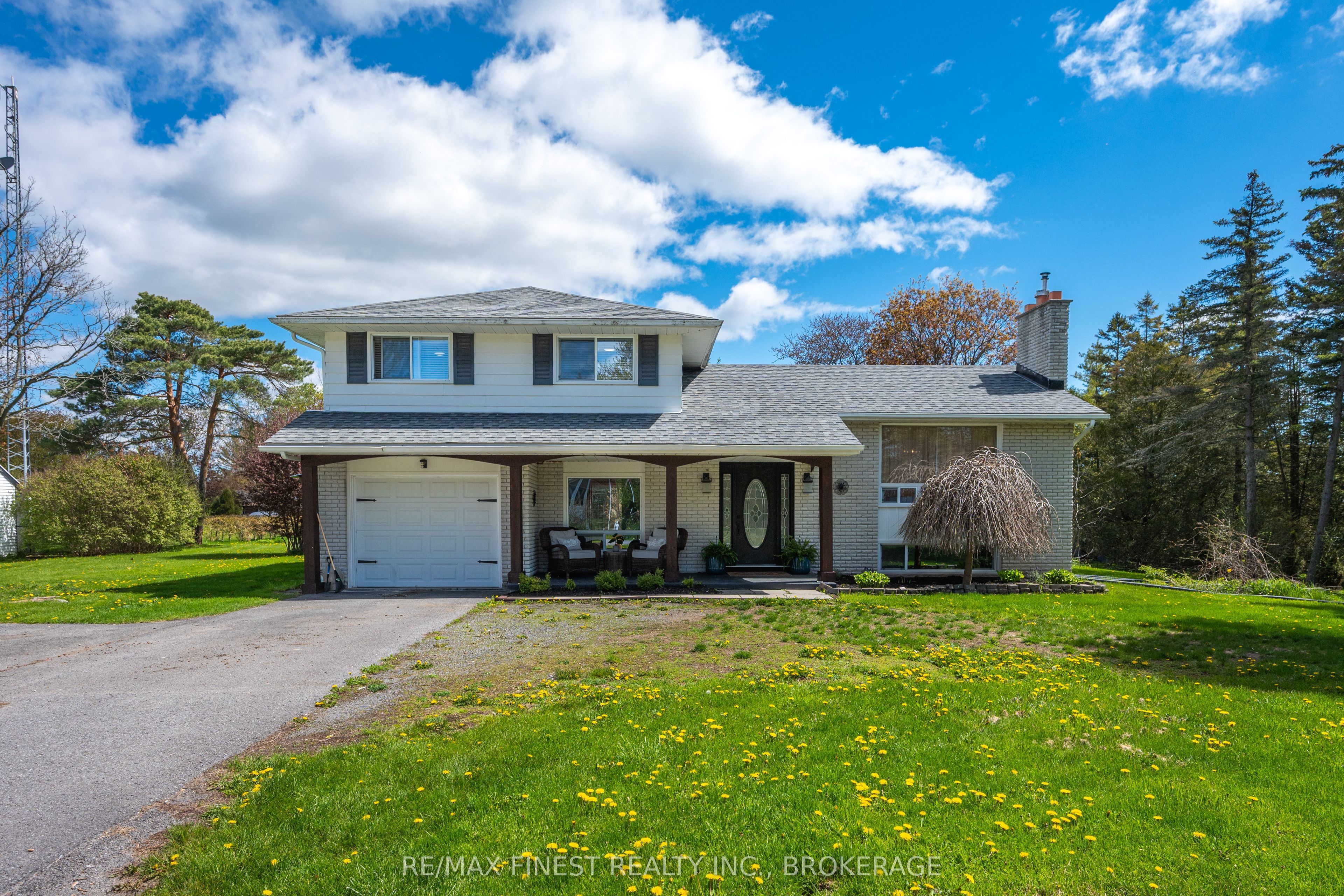 207 Meadow Crescent