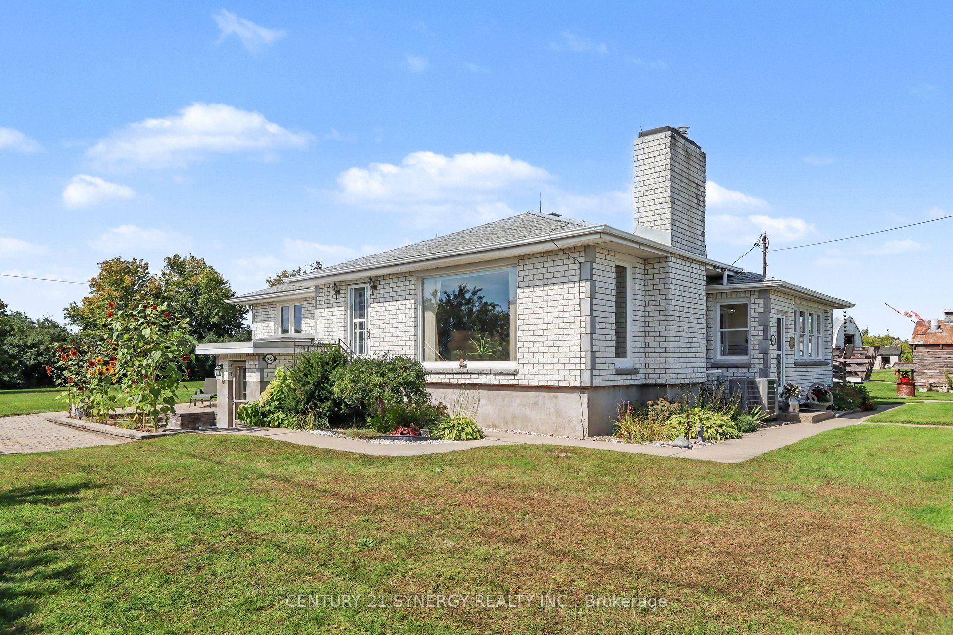 2452 Colonial Road