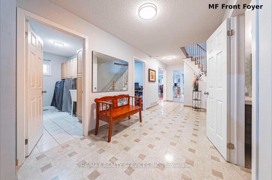 4322 Waterford Crescent