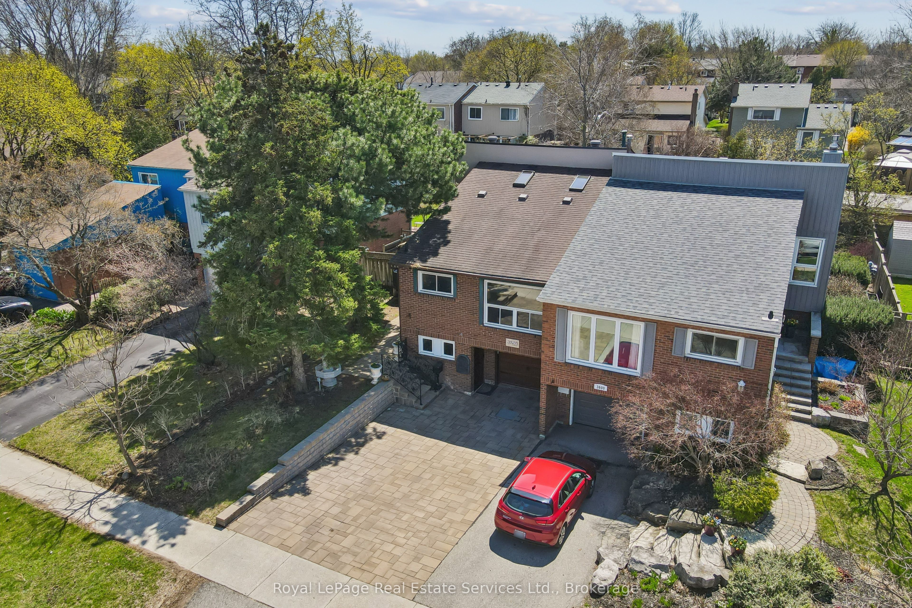 3598 Ash Row Crescent