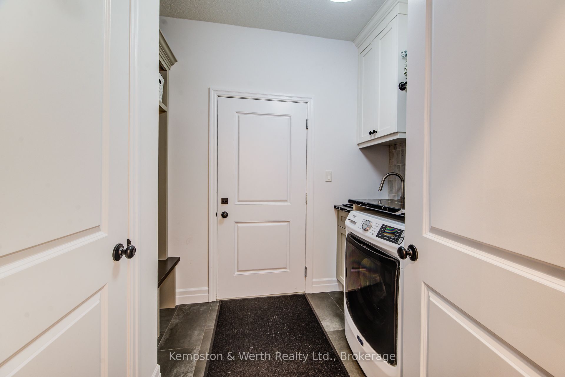 24 Gilmer Crescent