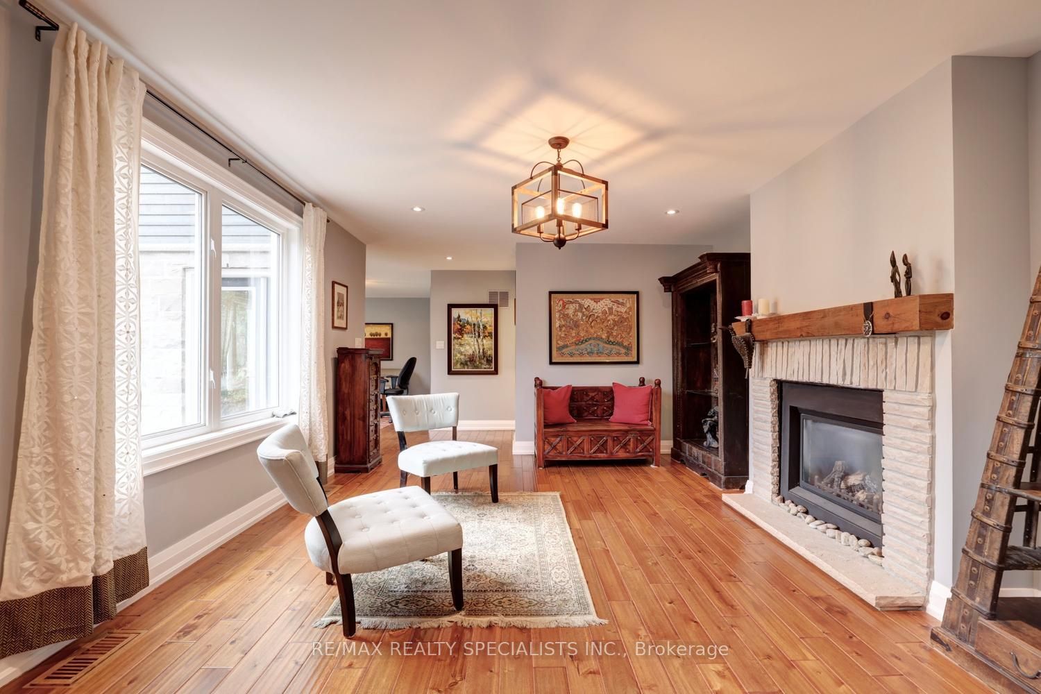 1301 Gatehouse Drive