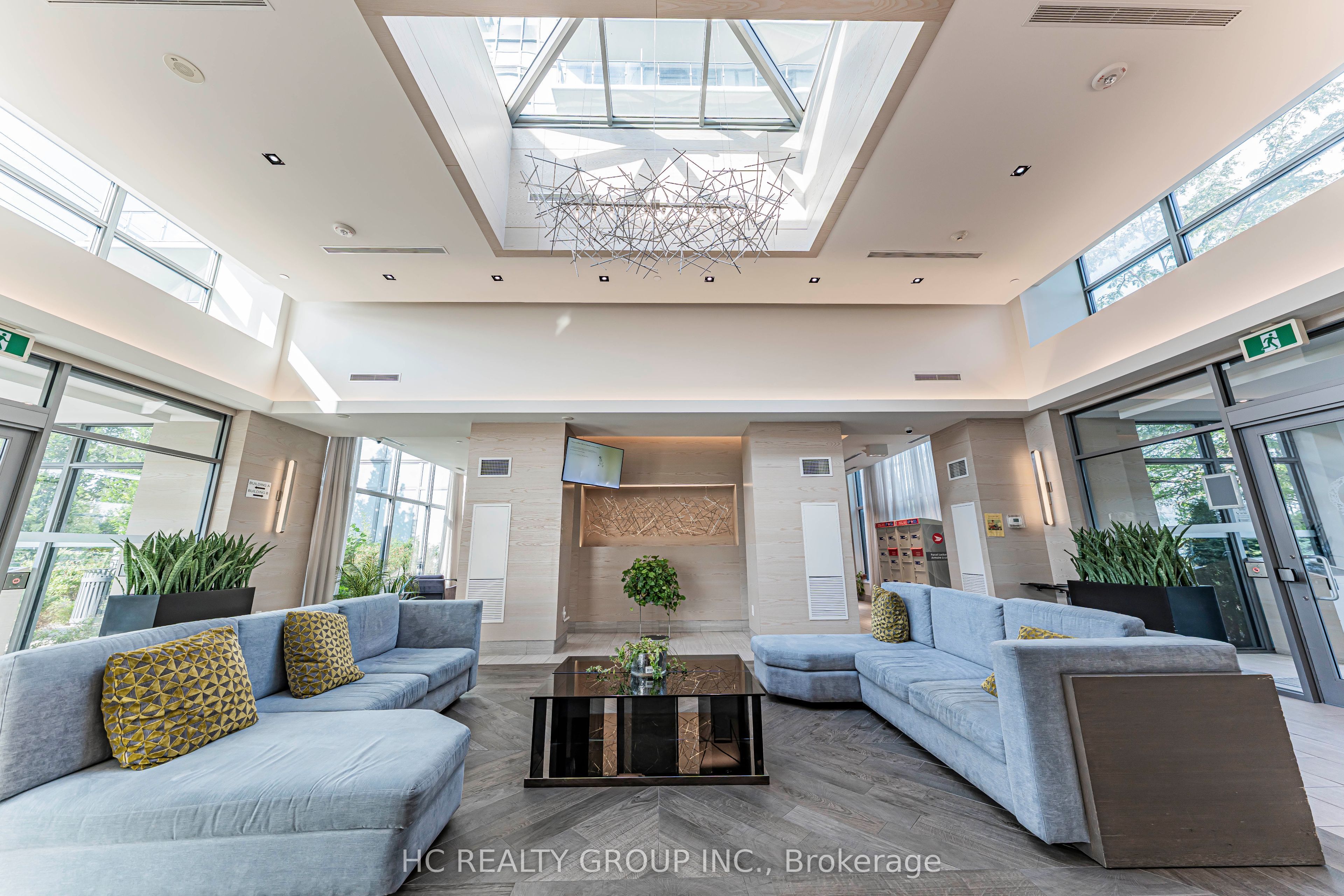 4633 Glen Erin Drive 1008