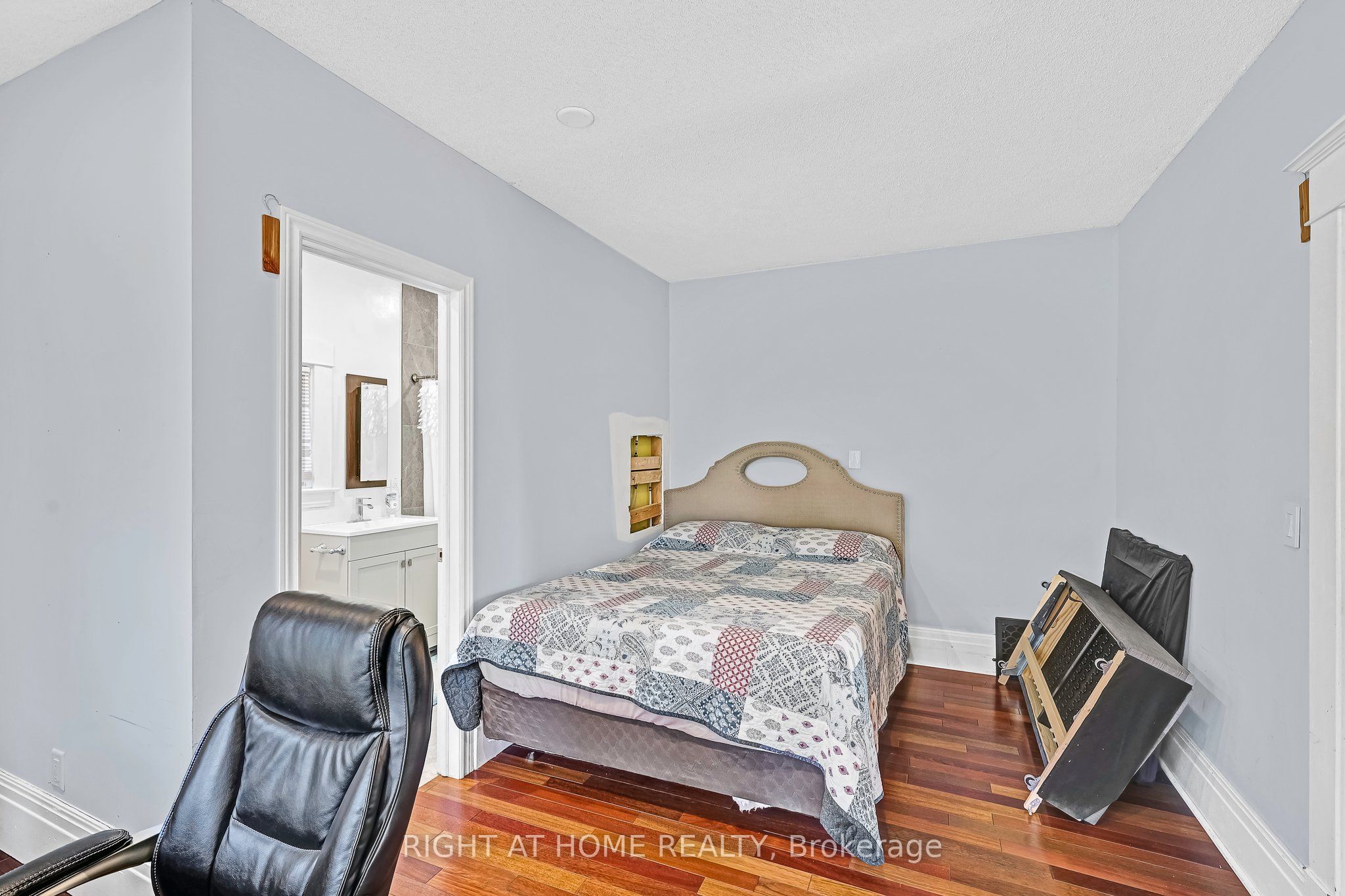 680 Winchester Road W