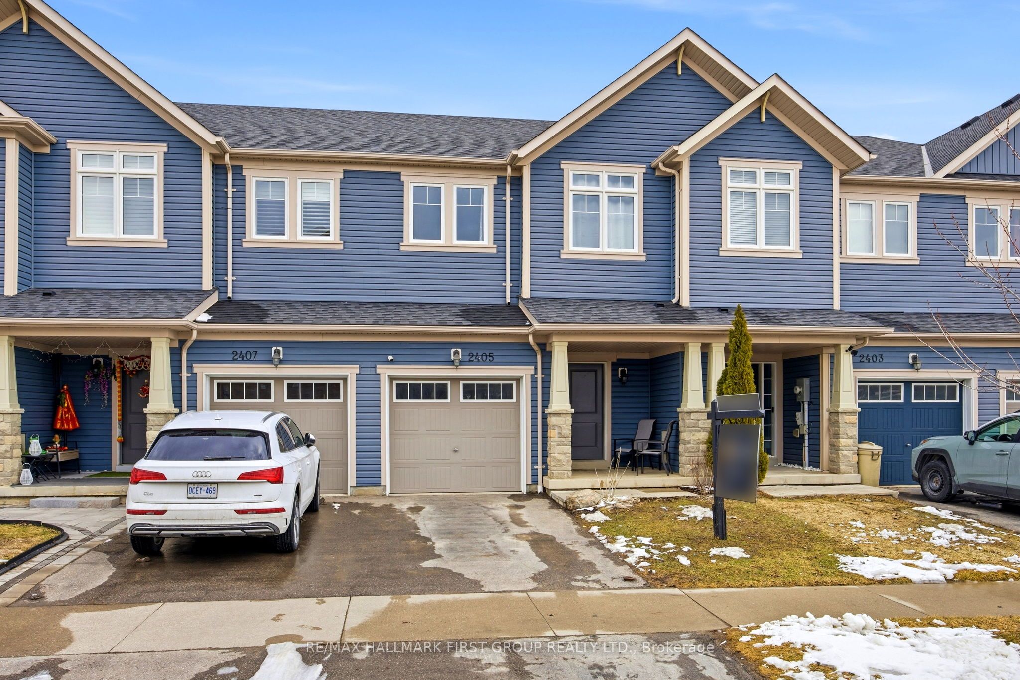 2405 Hill Rise Street