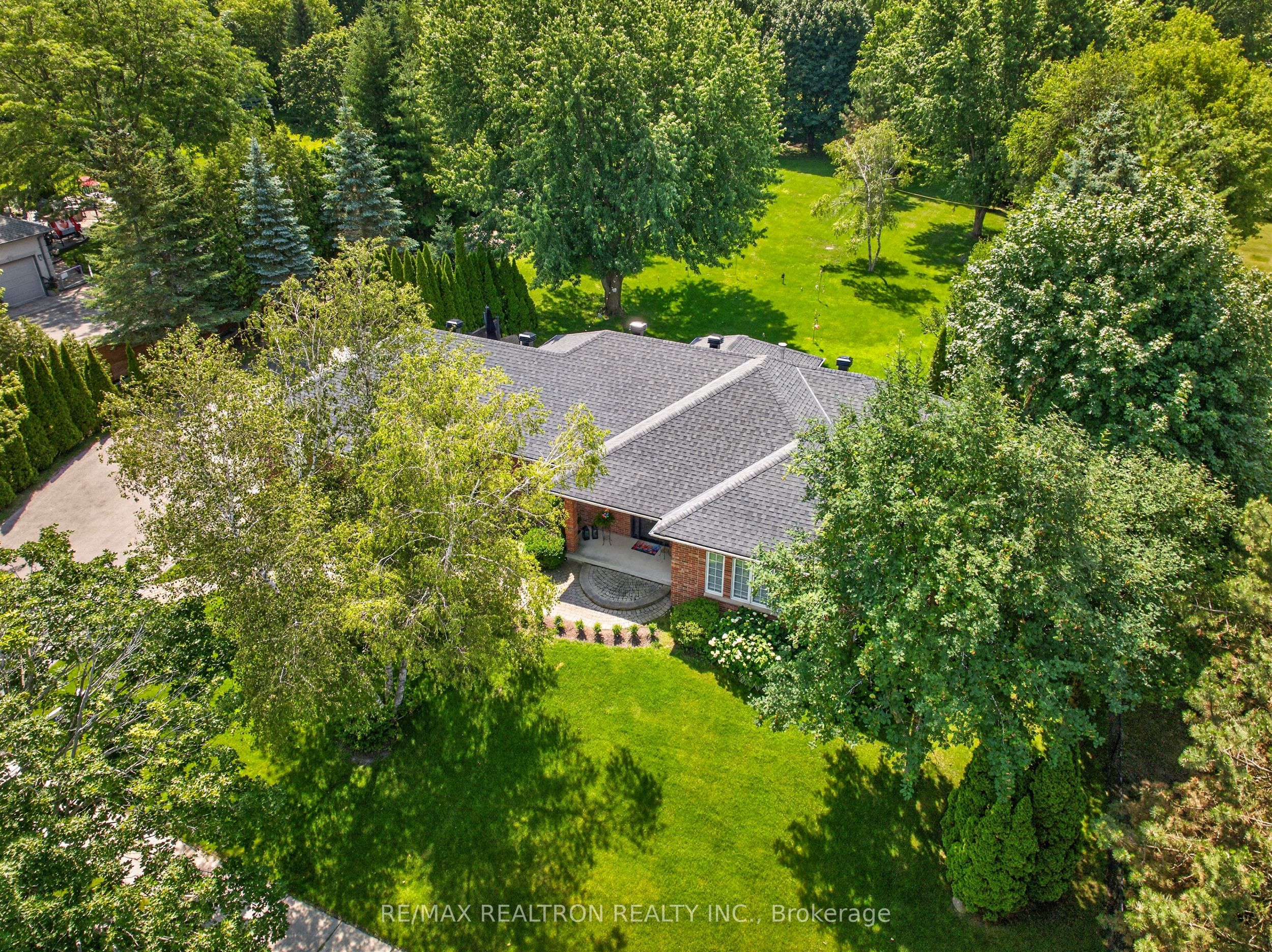 7 Maplehyrn Avenue