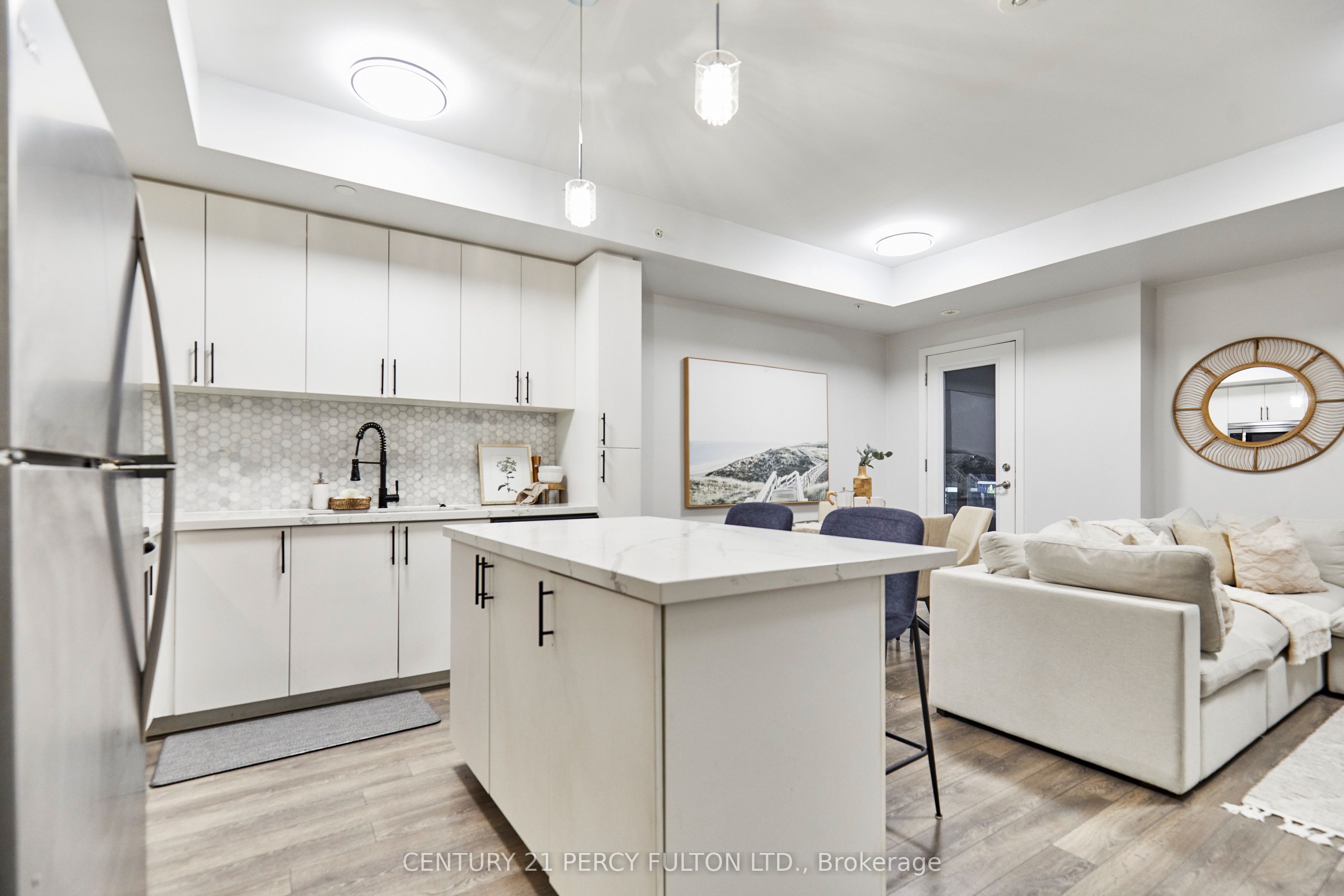 1555 Kingston Road 114