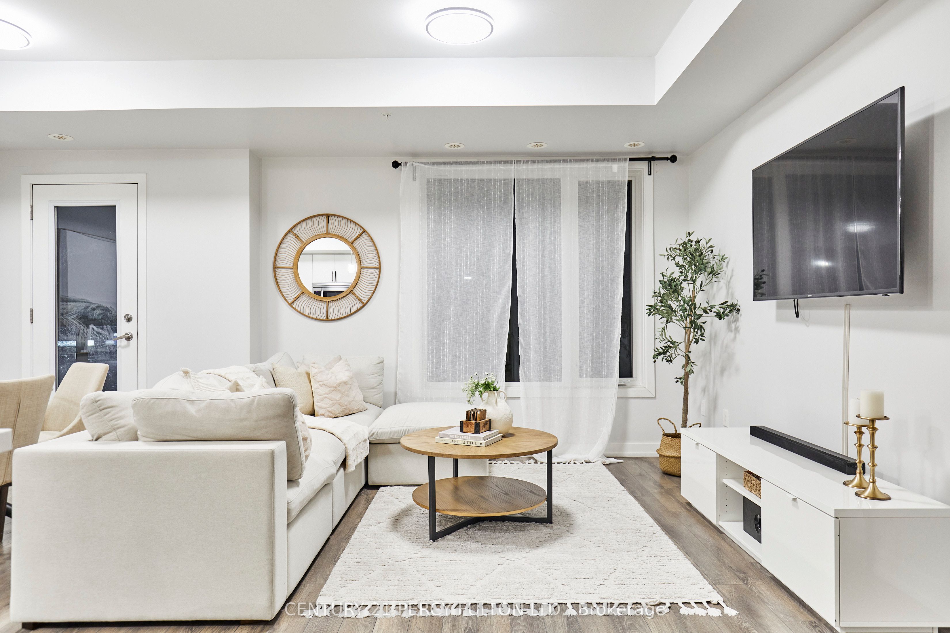 1555 Kingston Road 114