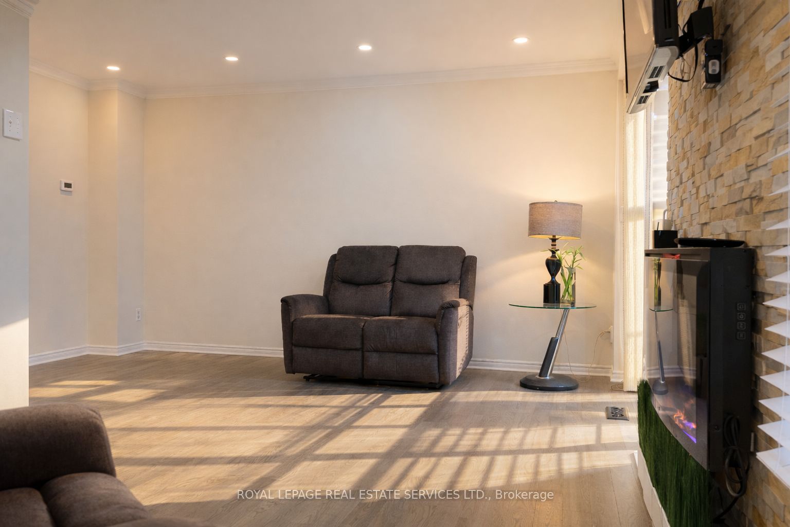 6449 Glen Erin Drive 43