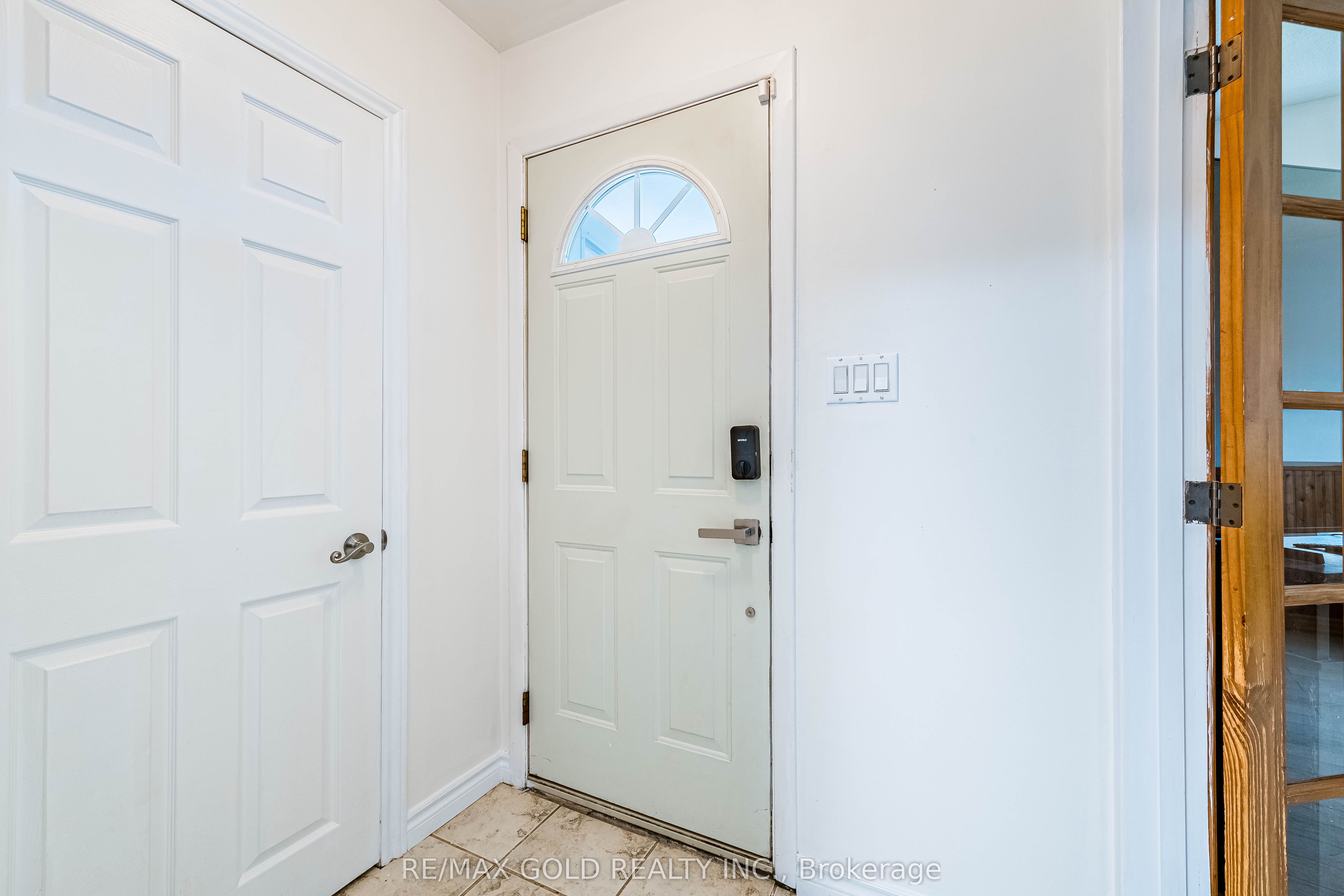 52 Garfield Crescent