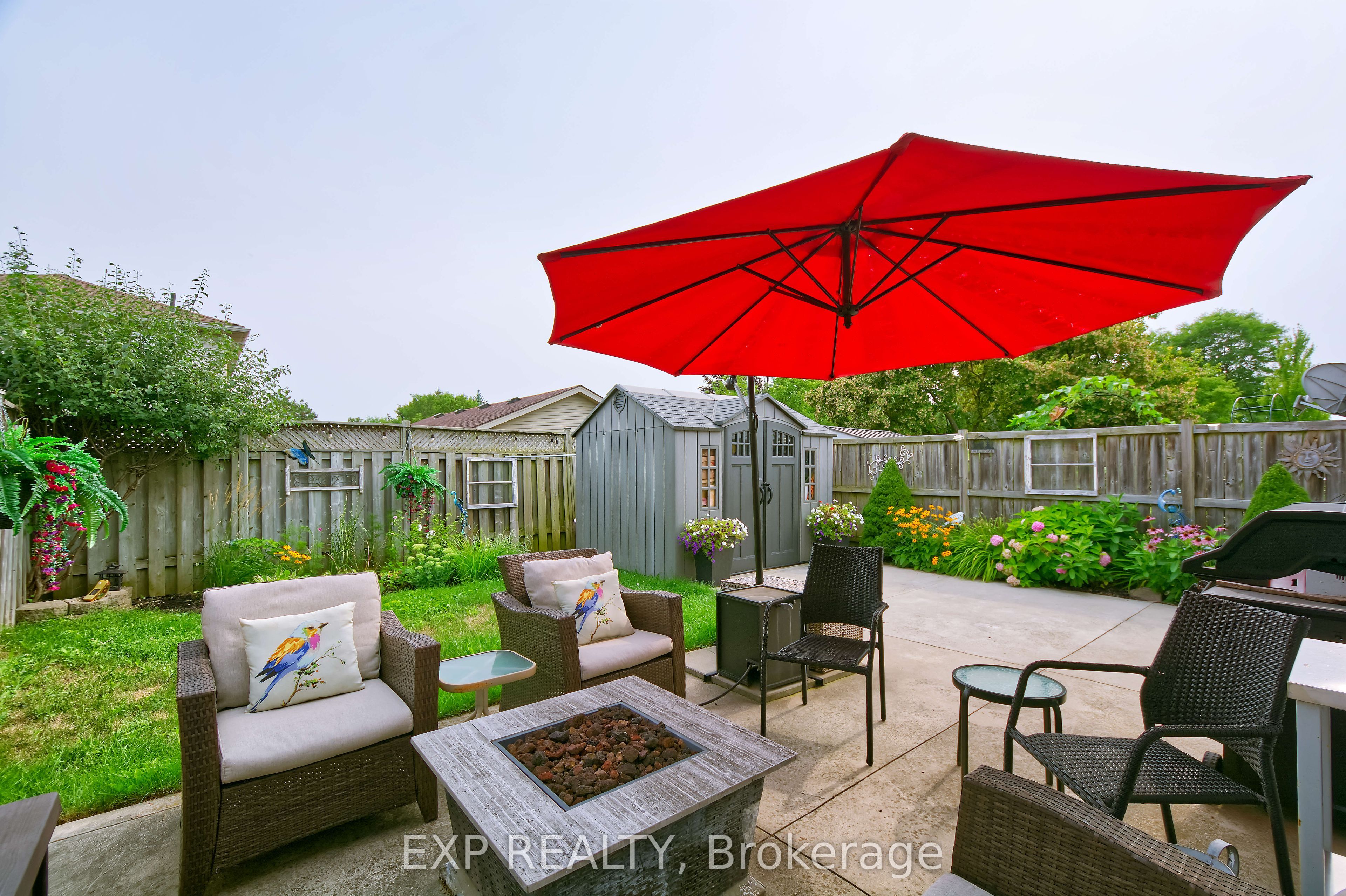 321 Simpson Crescent