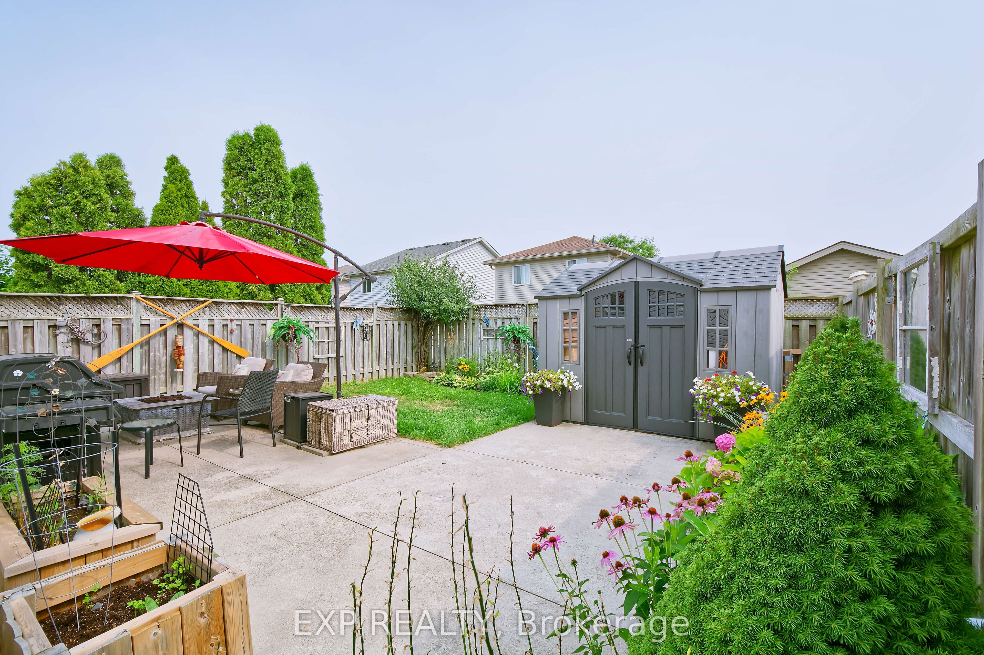 321 Simpson Crescent