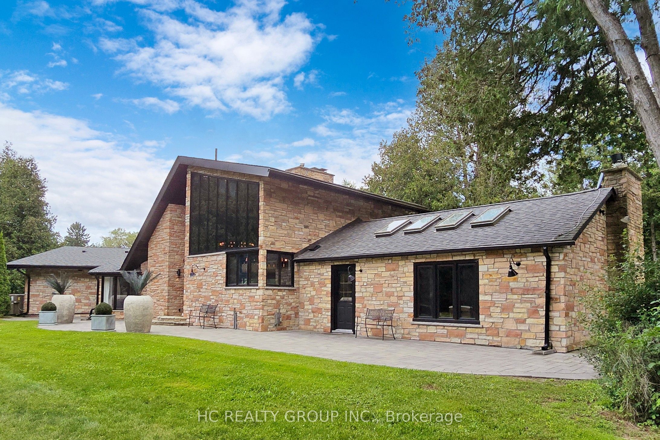 7779 Concession  2 N/A