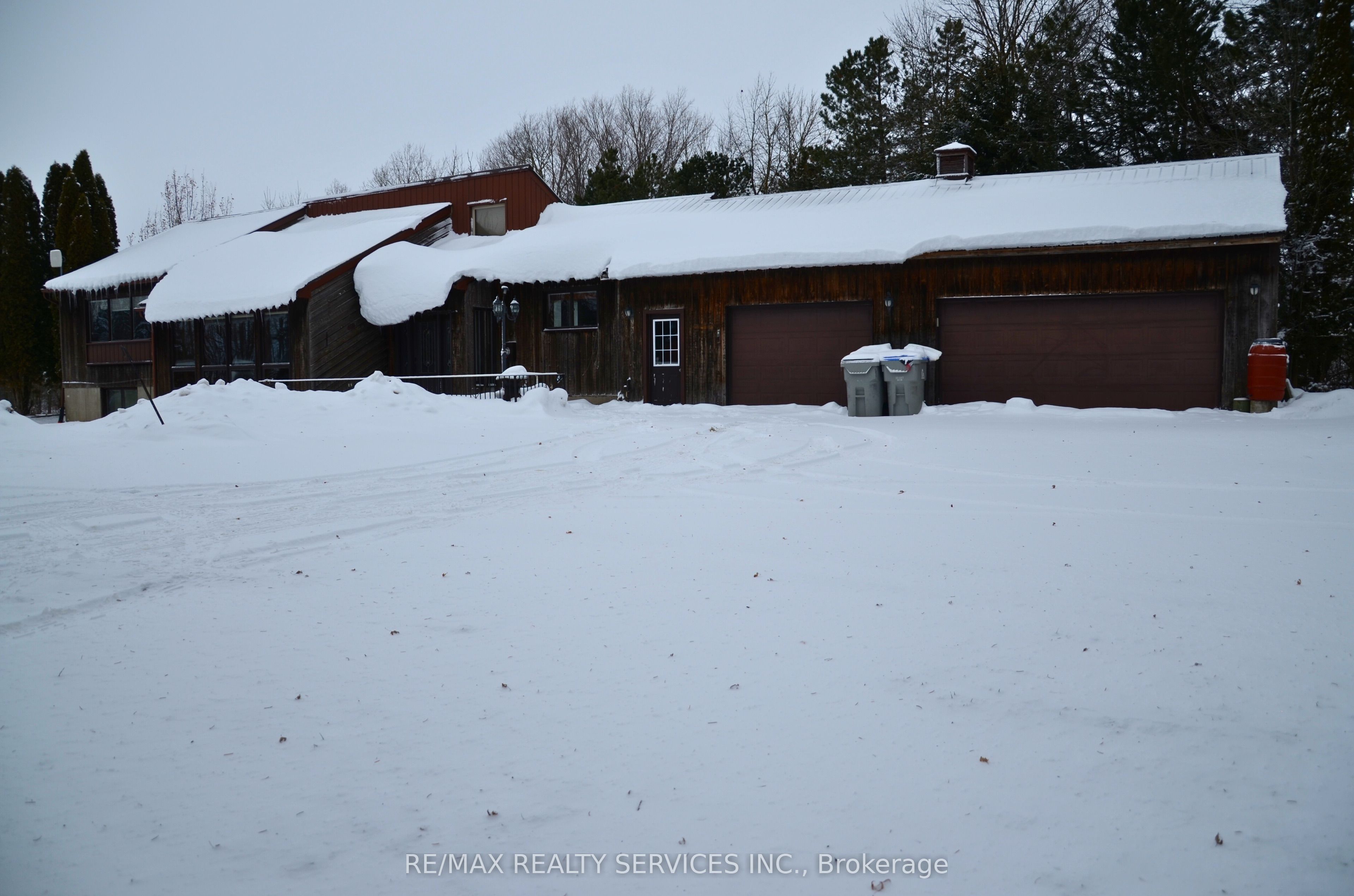 1045 Tremaine Avenue S