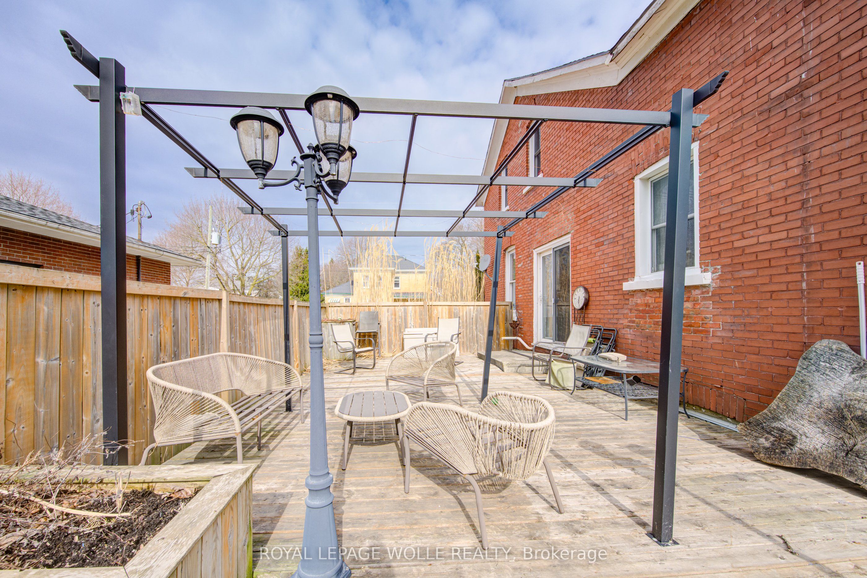 137 Wellington Street