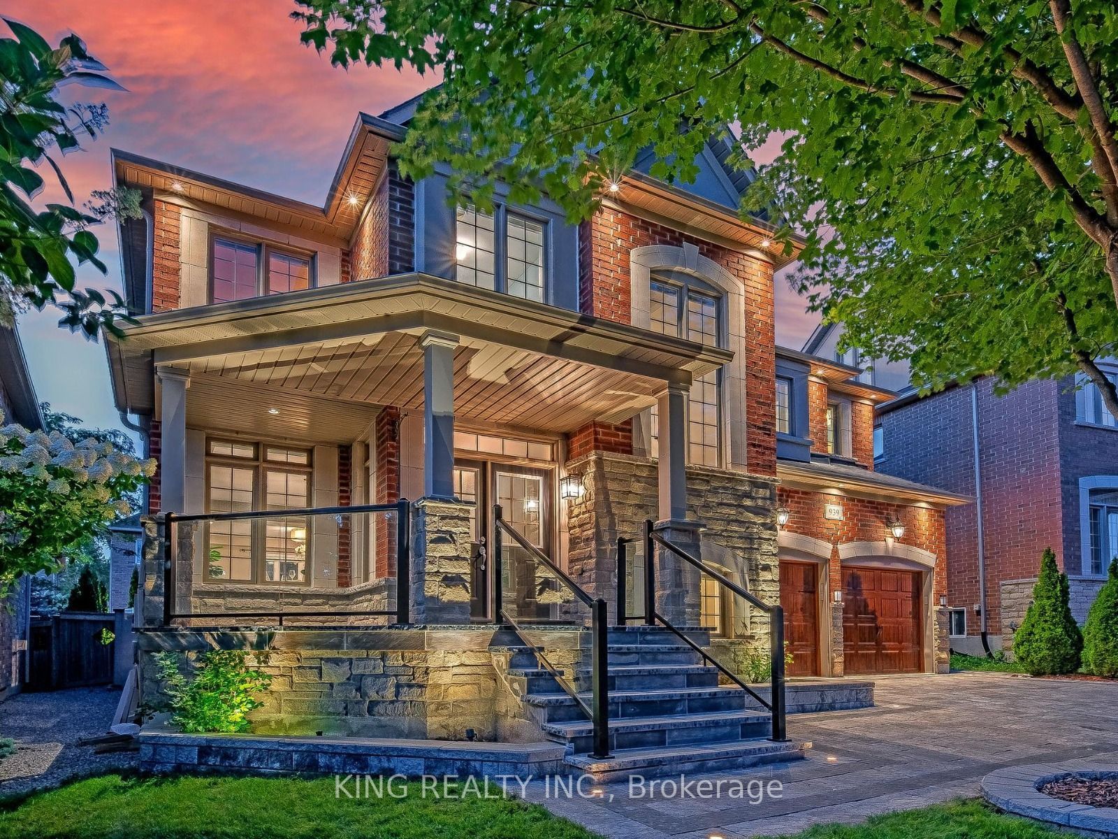 939 Goring Circle