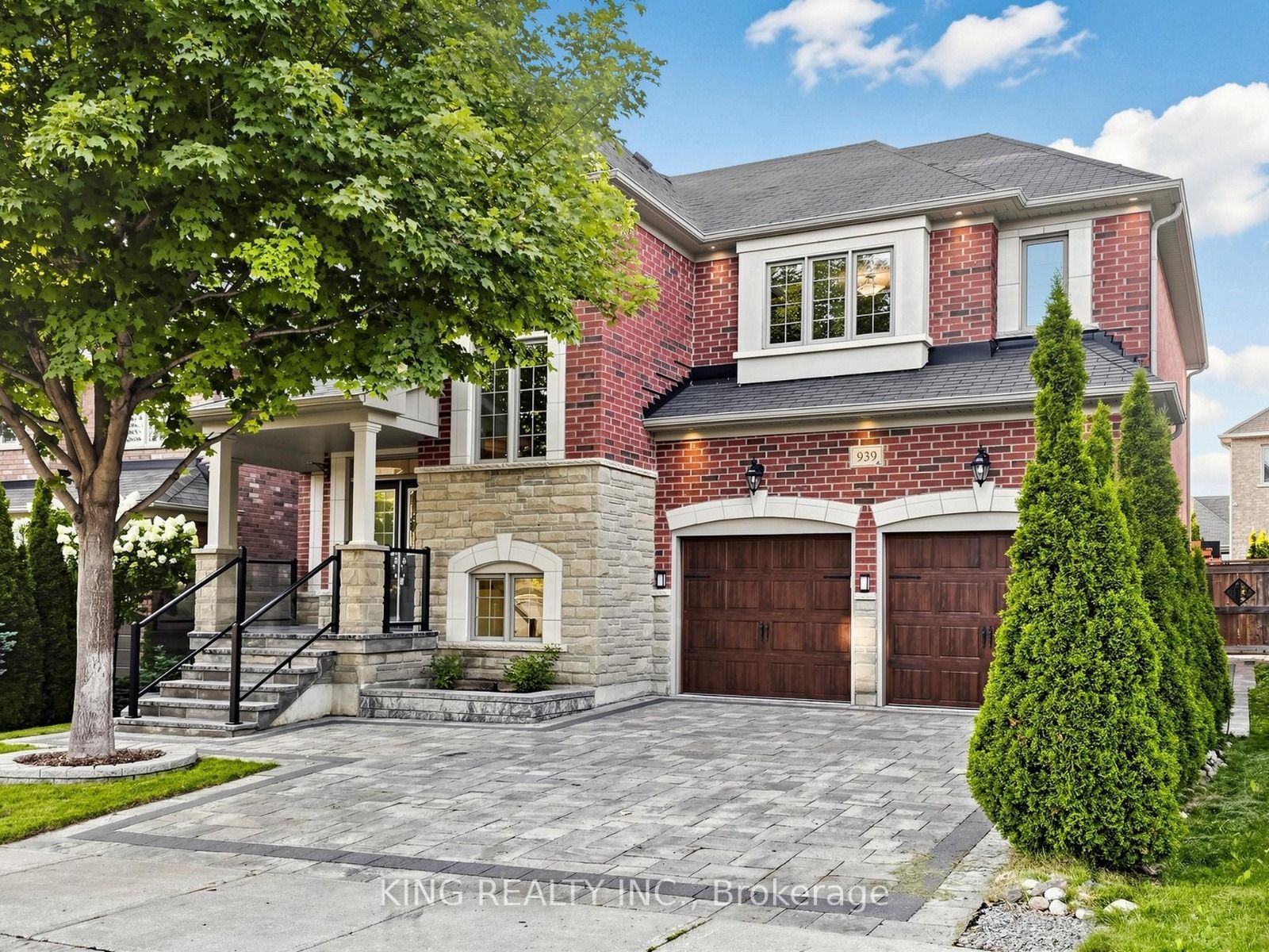 939 Goring Circle