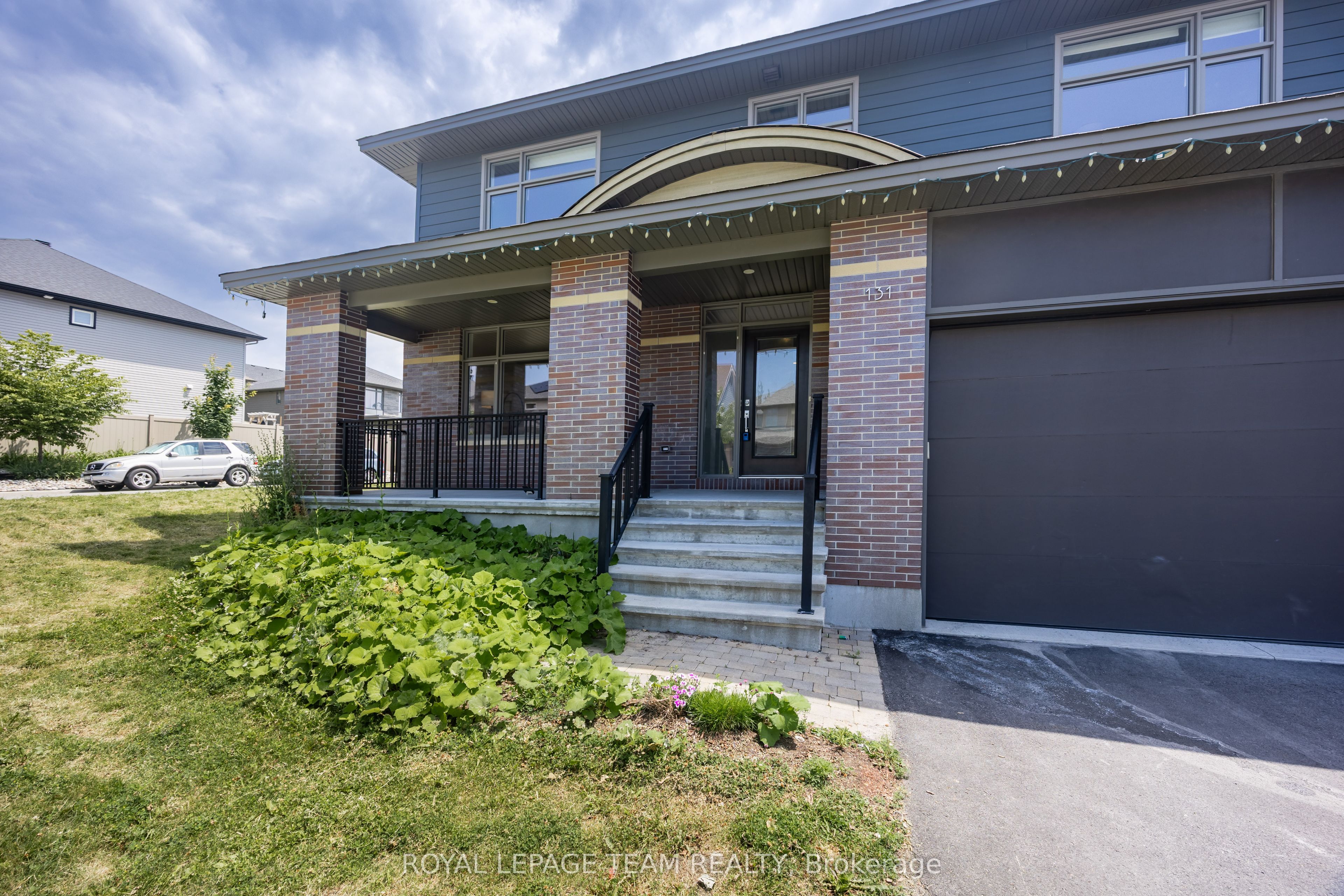 131 Escarpment Crescent