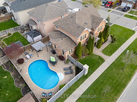 2 Hesham Drive Whitby ON L1M 2J9