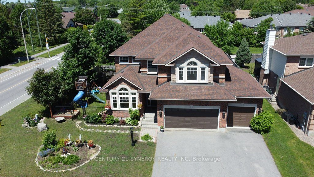 37 Windfield Crescent