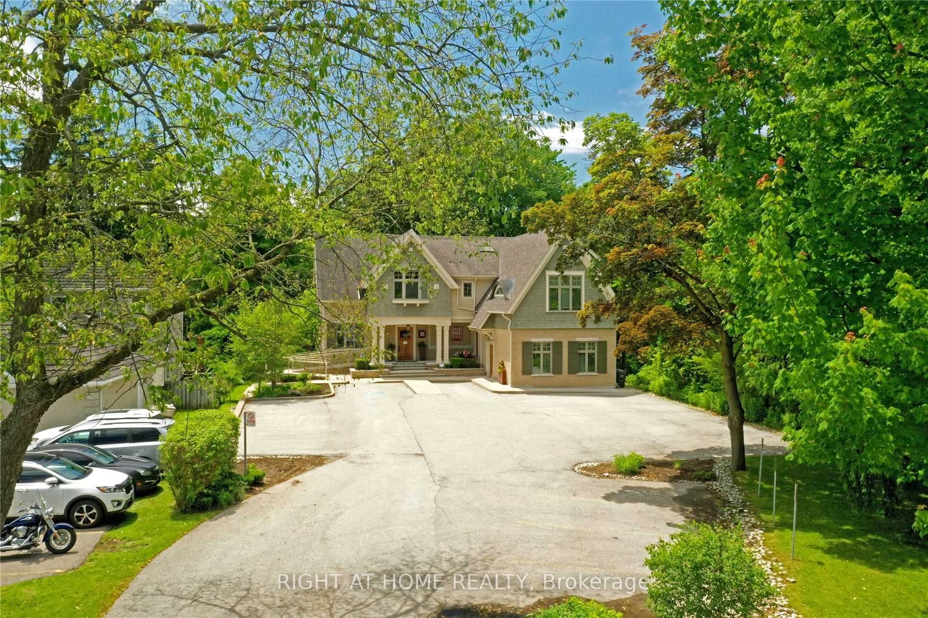 1440 Hurontario Street