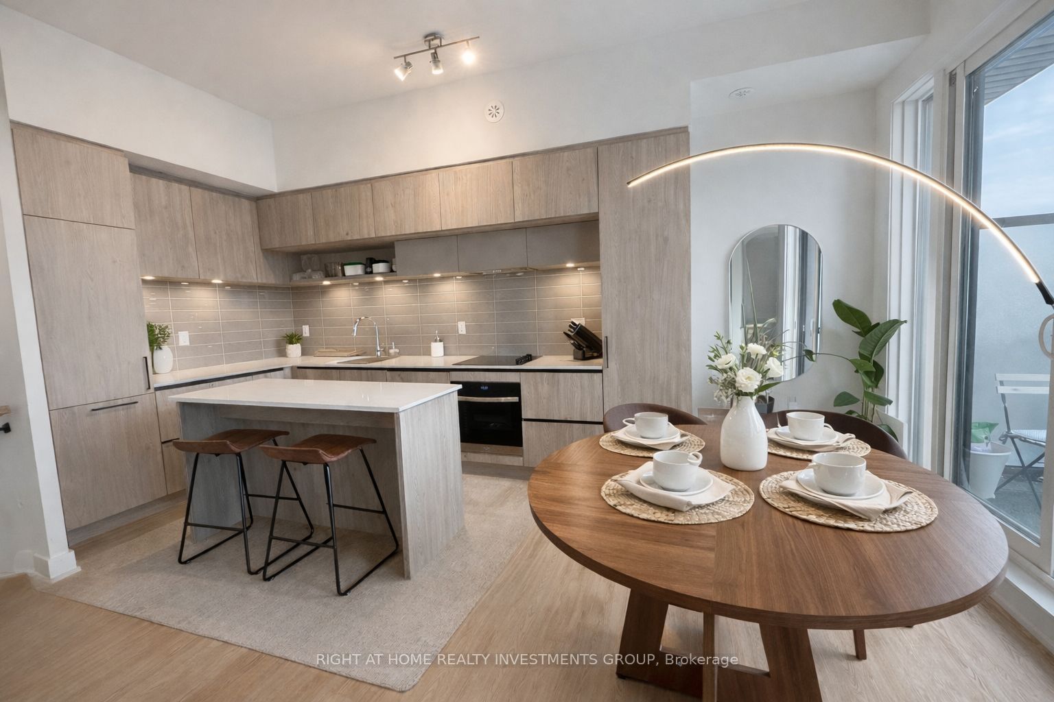 5 Steckley House Lane 714