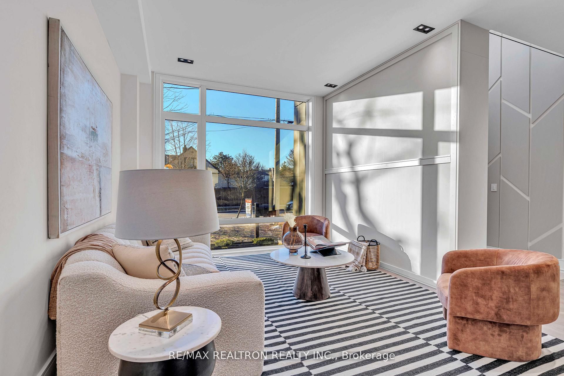 19 Topham Road