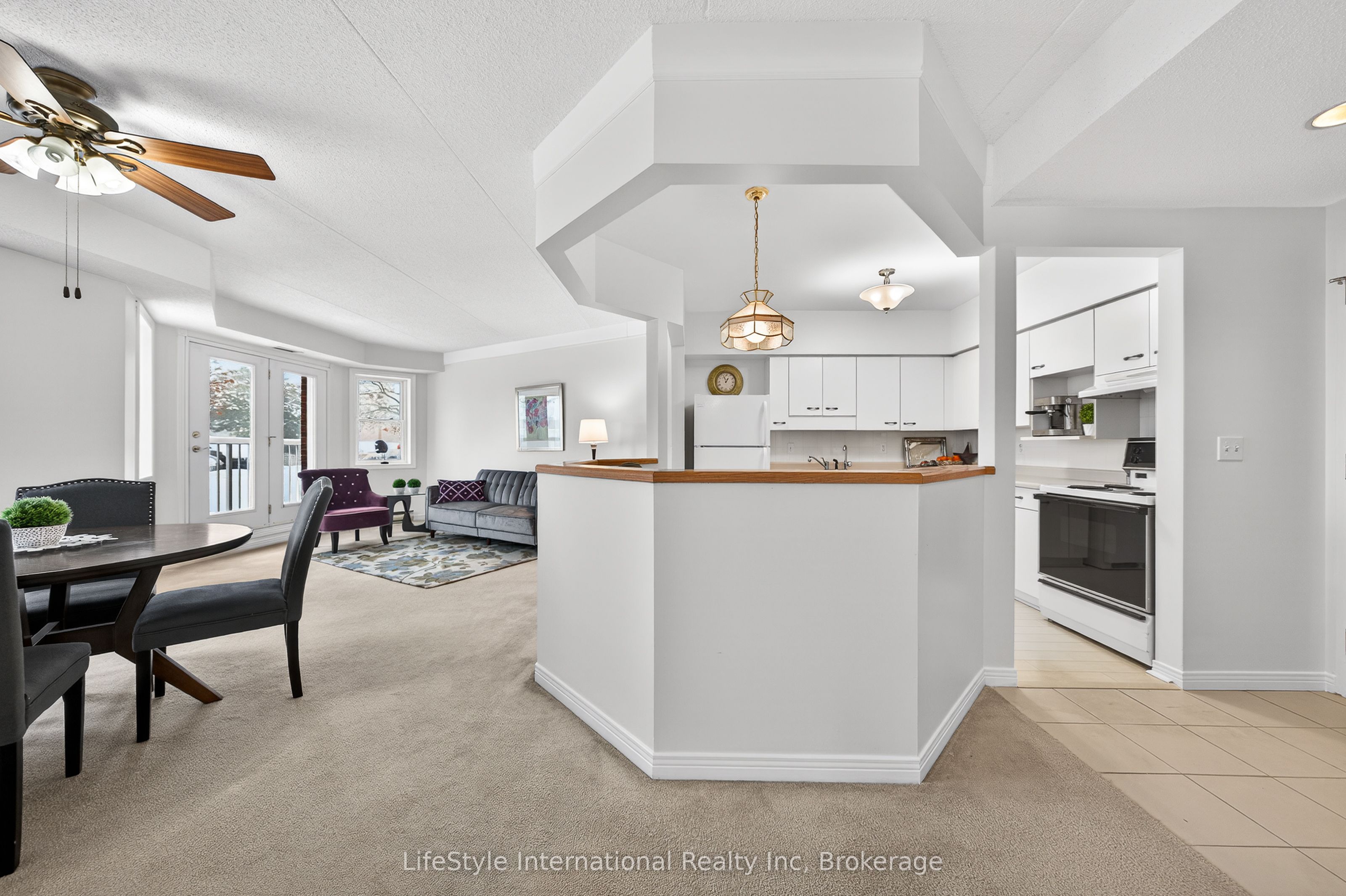 208 Silvercreek Parkway N 103