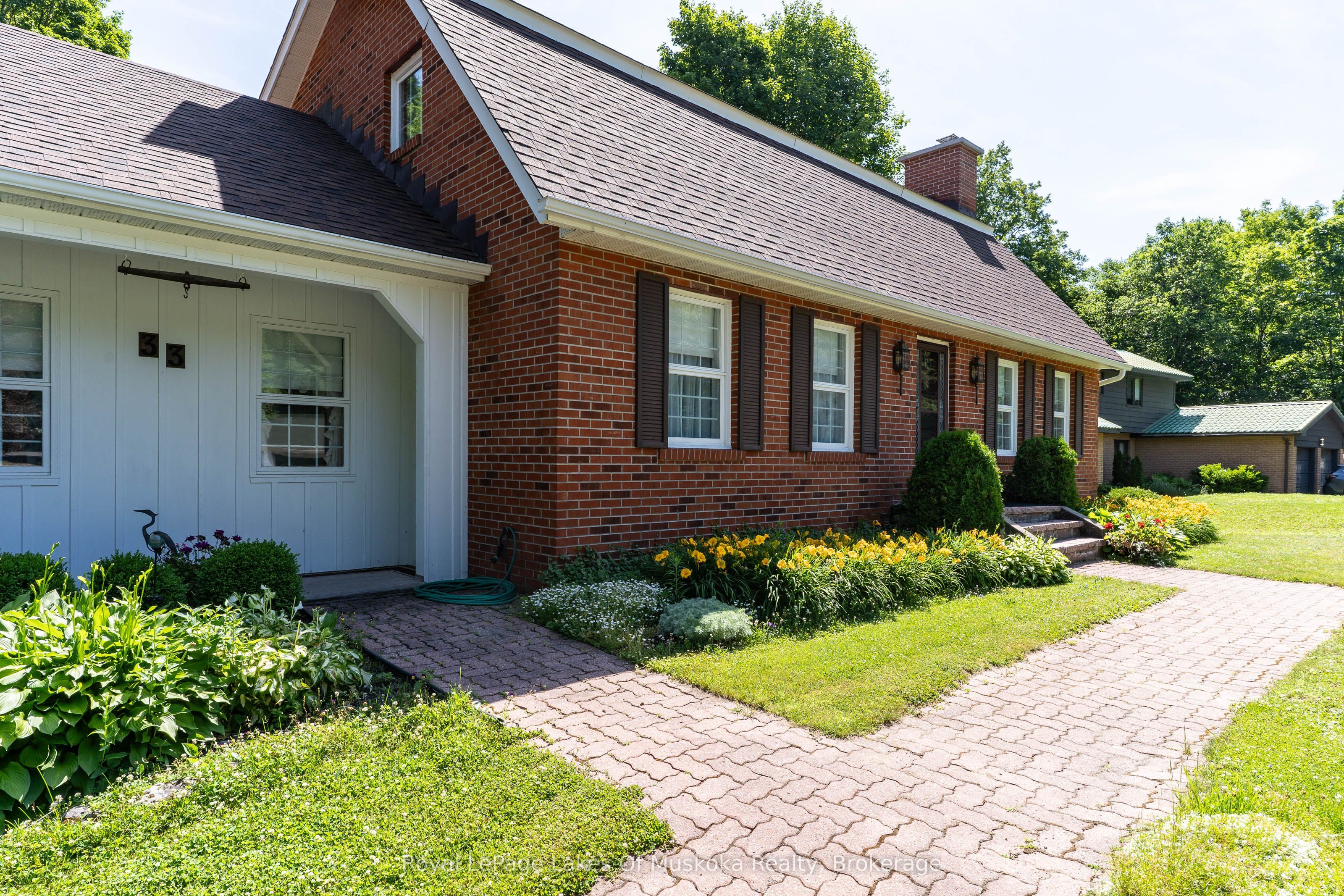 33 South Muskoka Drive