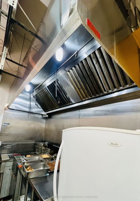 7181 Yonge Street 243 Markham ON L3T 0C7