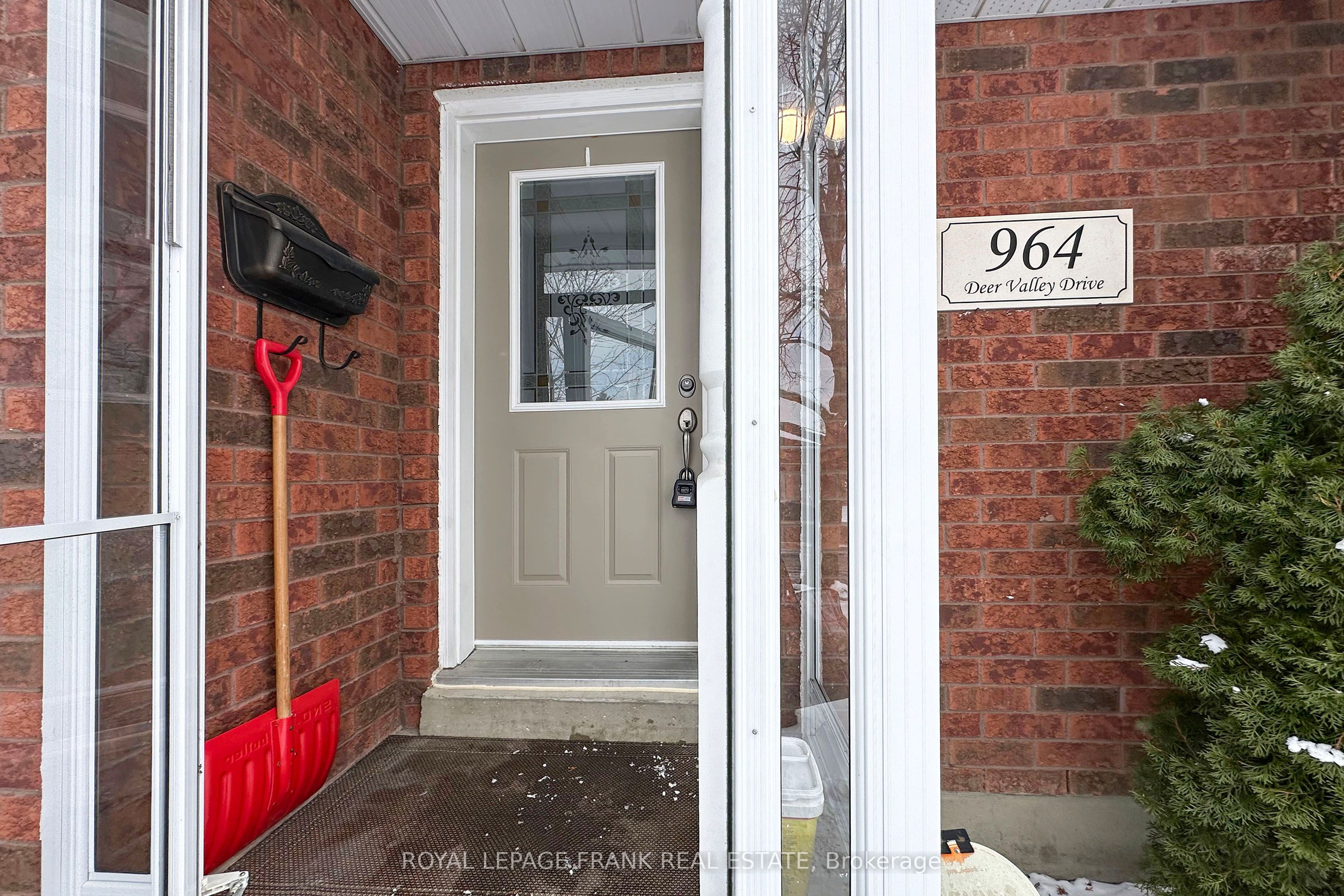 964 Deer Valley Drive