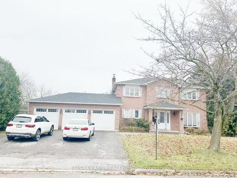 3 Veronica Crescent East Gwillimbury ON L0G 1V0