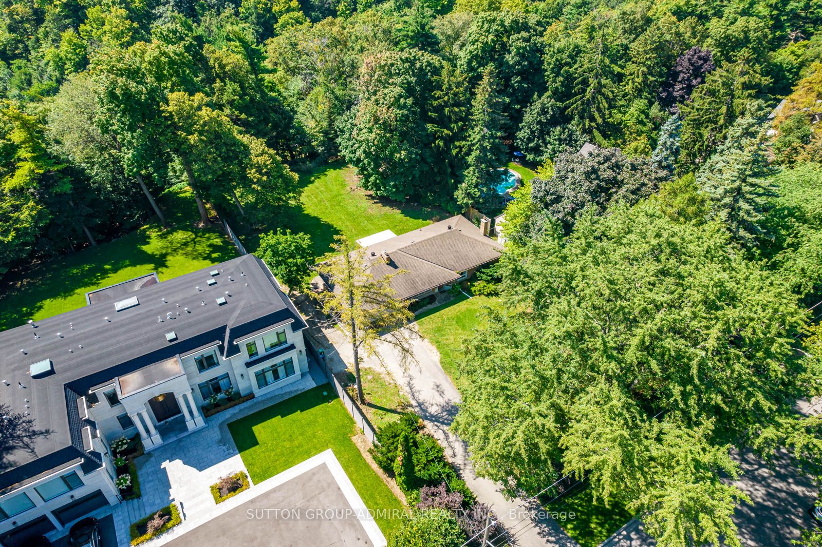 15 Bellehaven Crescent