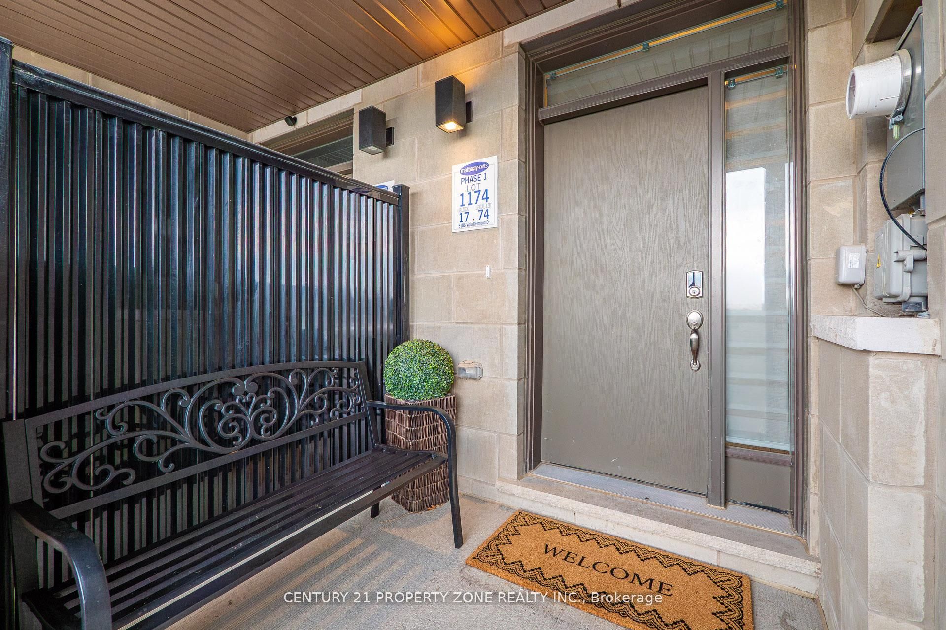 5186 Viola Desmond Drive