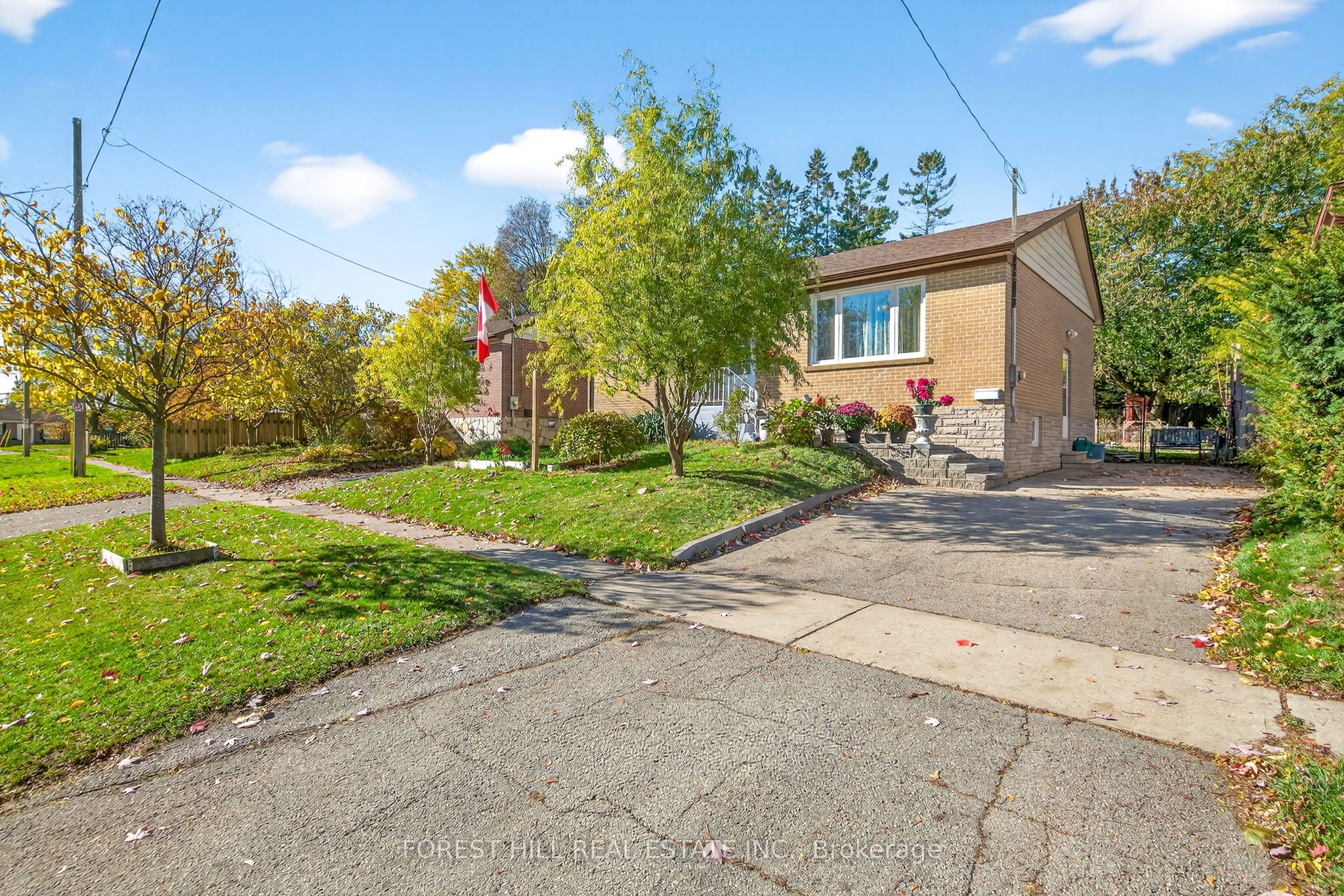 1550 Evangeline Drive