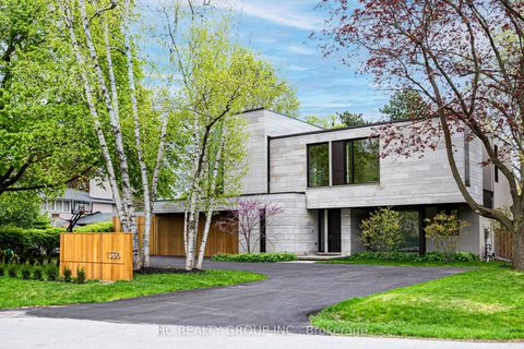 1336 Hillhurst Road Oakville ON L6J 1X5