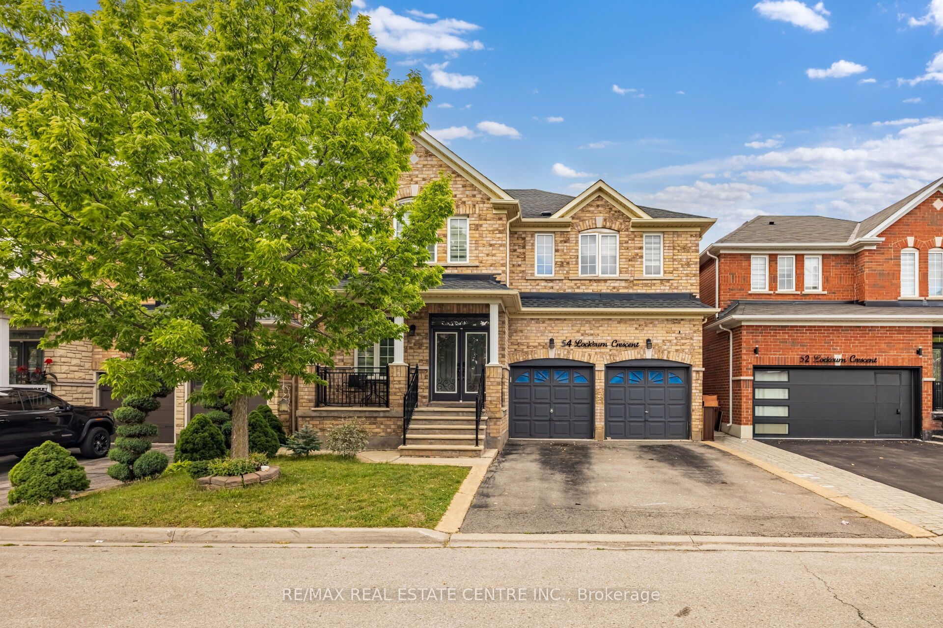 54 Lockburn Crescent