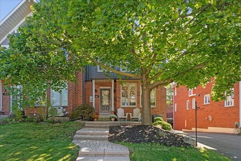 44 Sunvale Place Hamilton ON L8E 4Z7