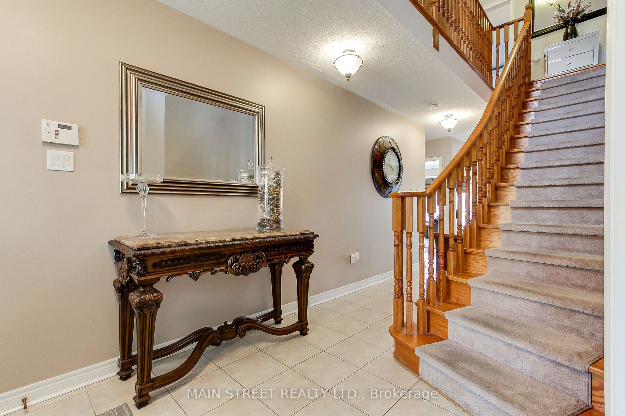 196 Wainscot Avenue