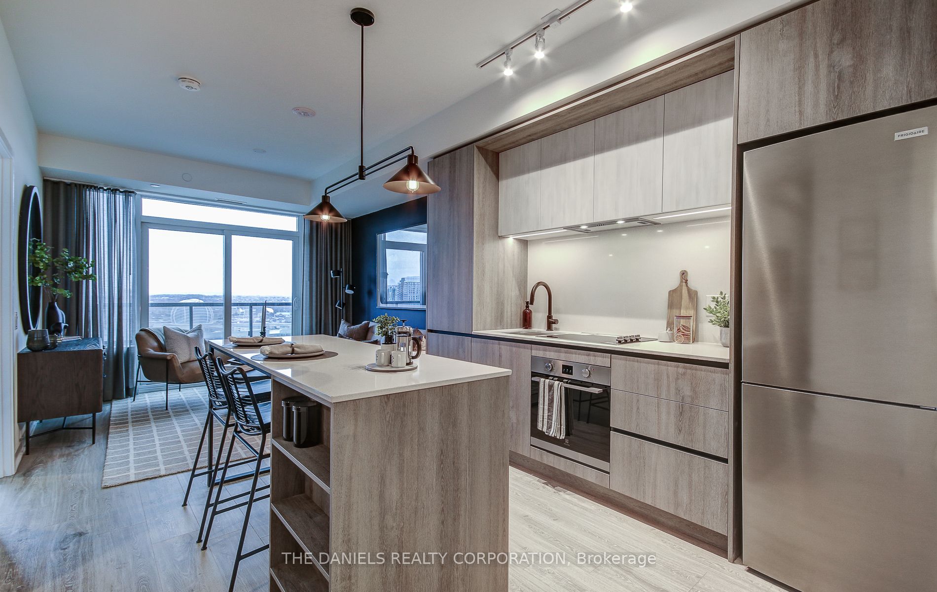 2495 Eglinton Avenue W 1505