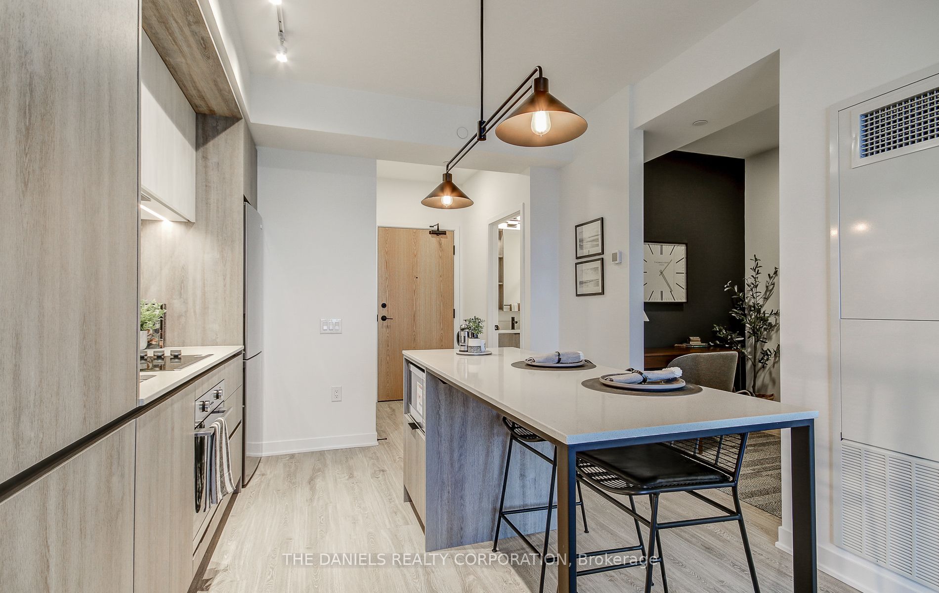 2495 Eglinton Avenue W 1505
