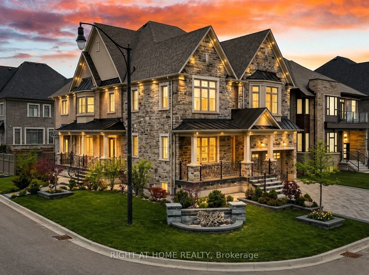 12 Hackwood Heights
