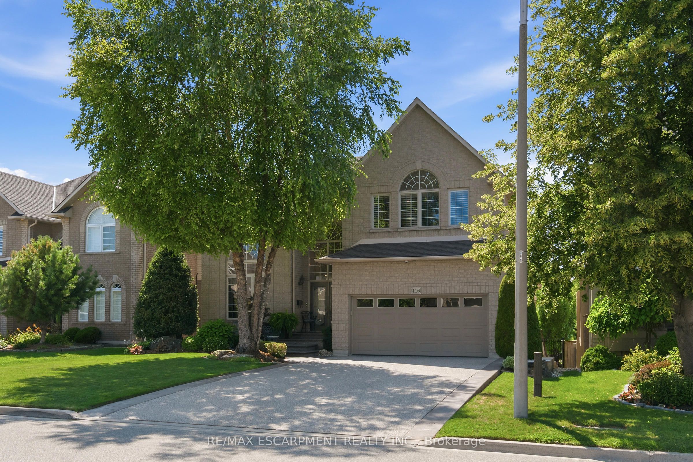116 JOSHUA Avenue