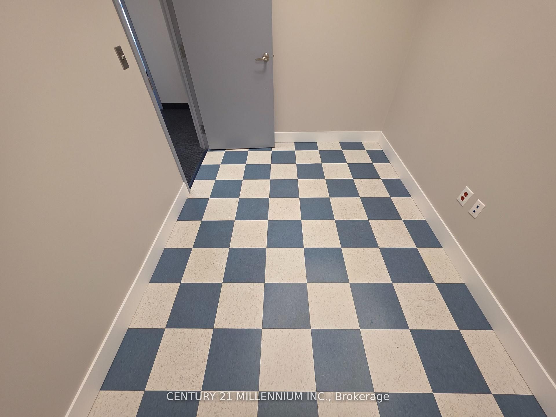 2250 Bovaird Drive E 212