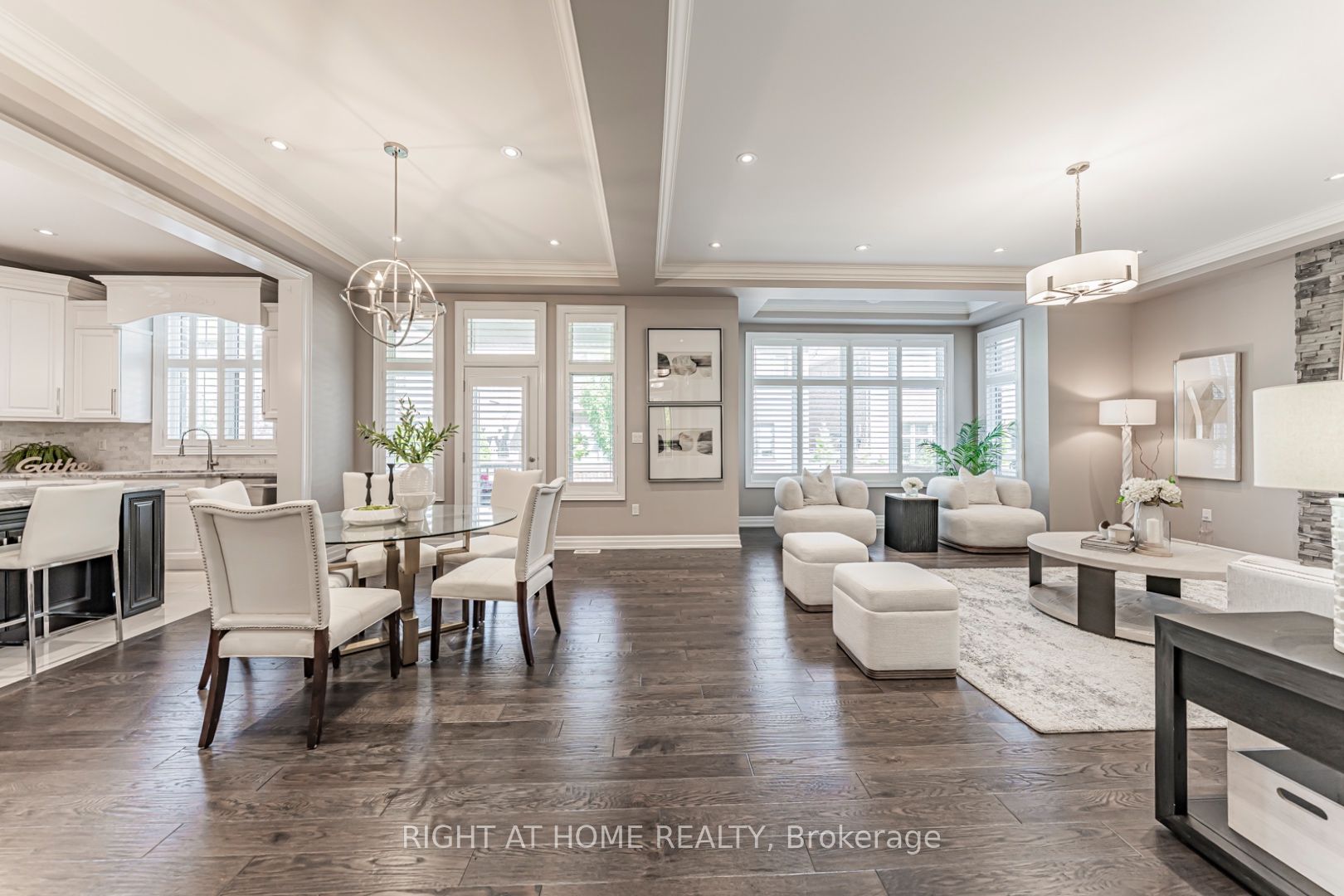 222 Mcwilliams Crescent