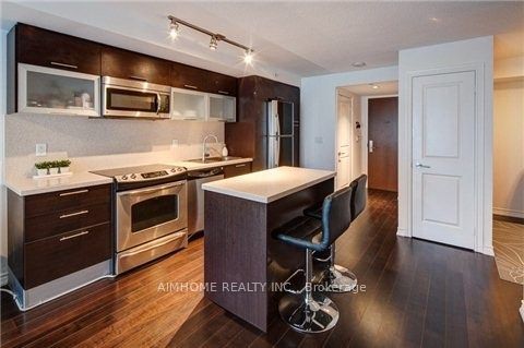 386 Yonge Street 1405