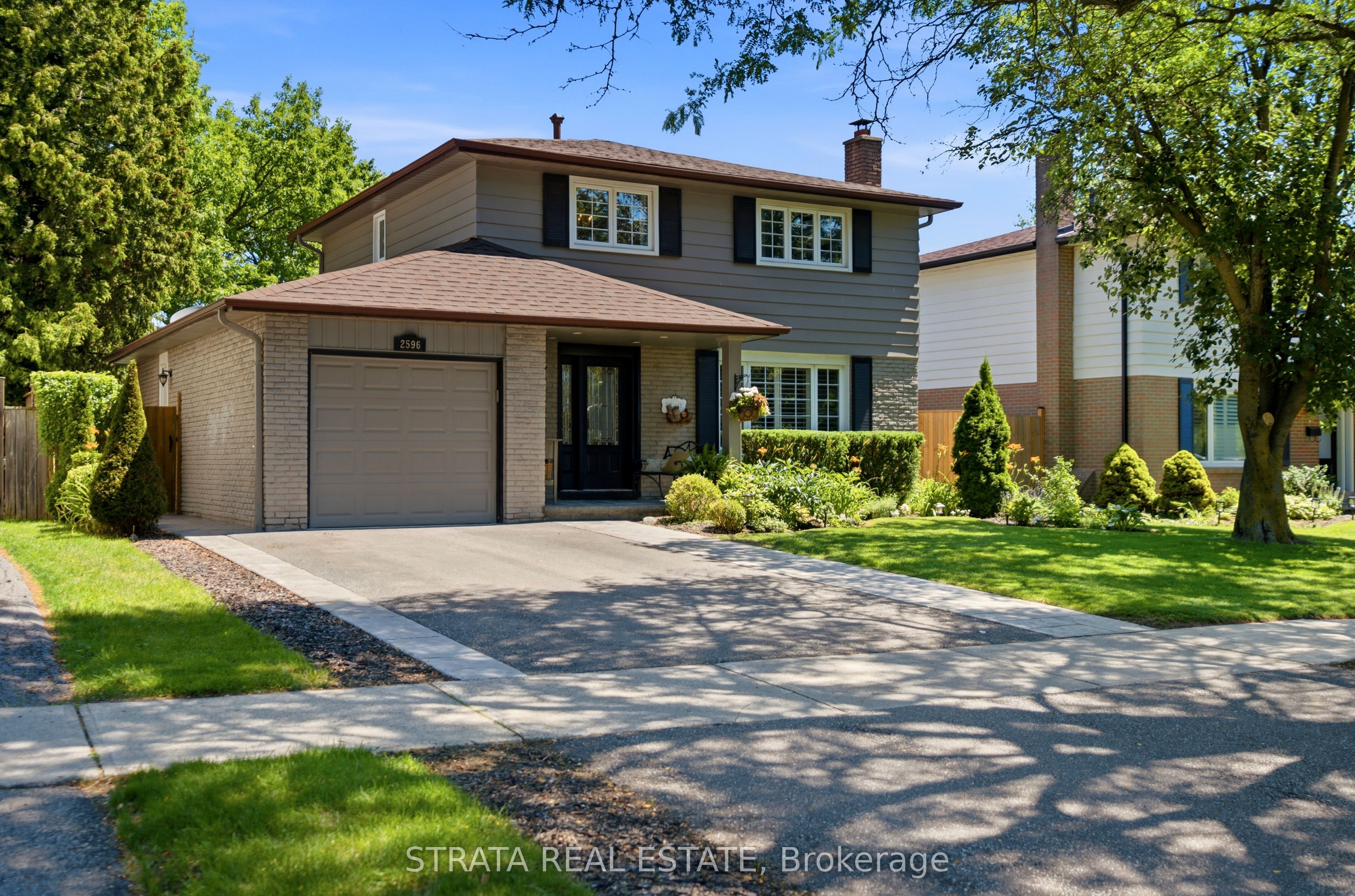 2596 Kinnerton Crescent