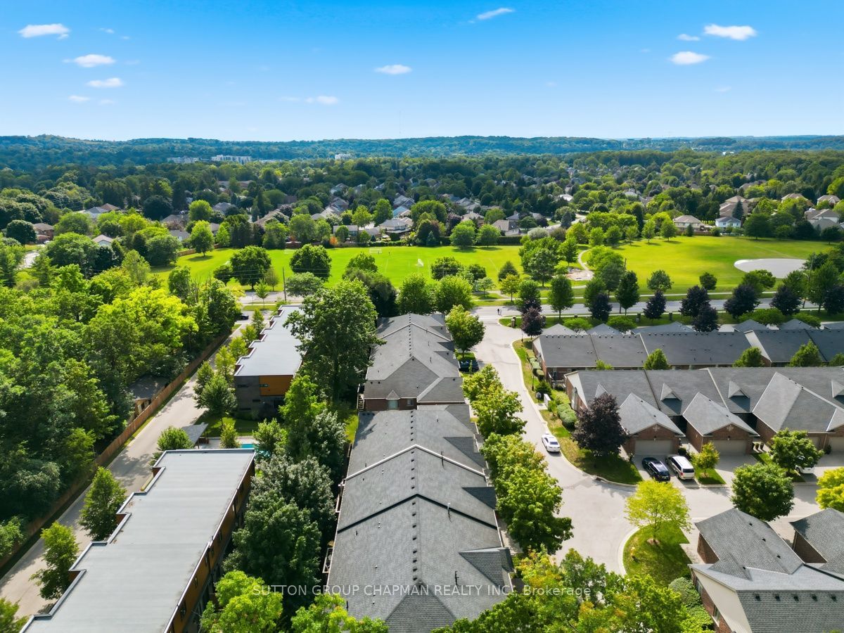 455 Hyde Park Road 15