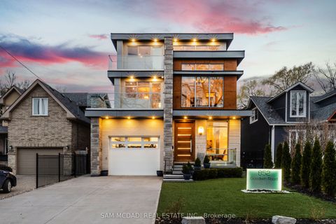 852 Goodwin Road Mississauga ON L5G 4J7