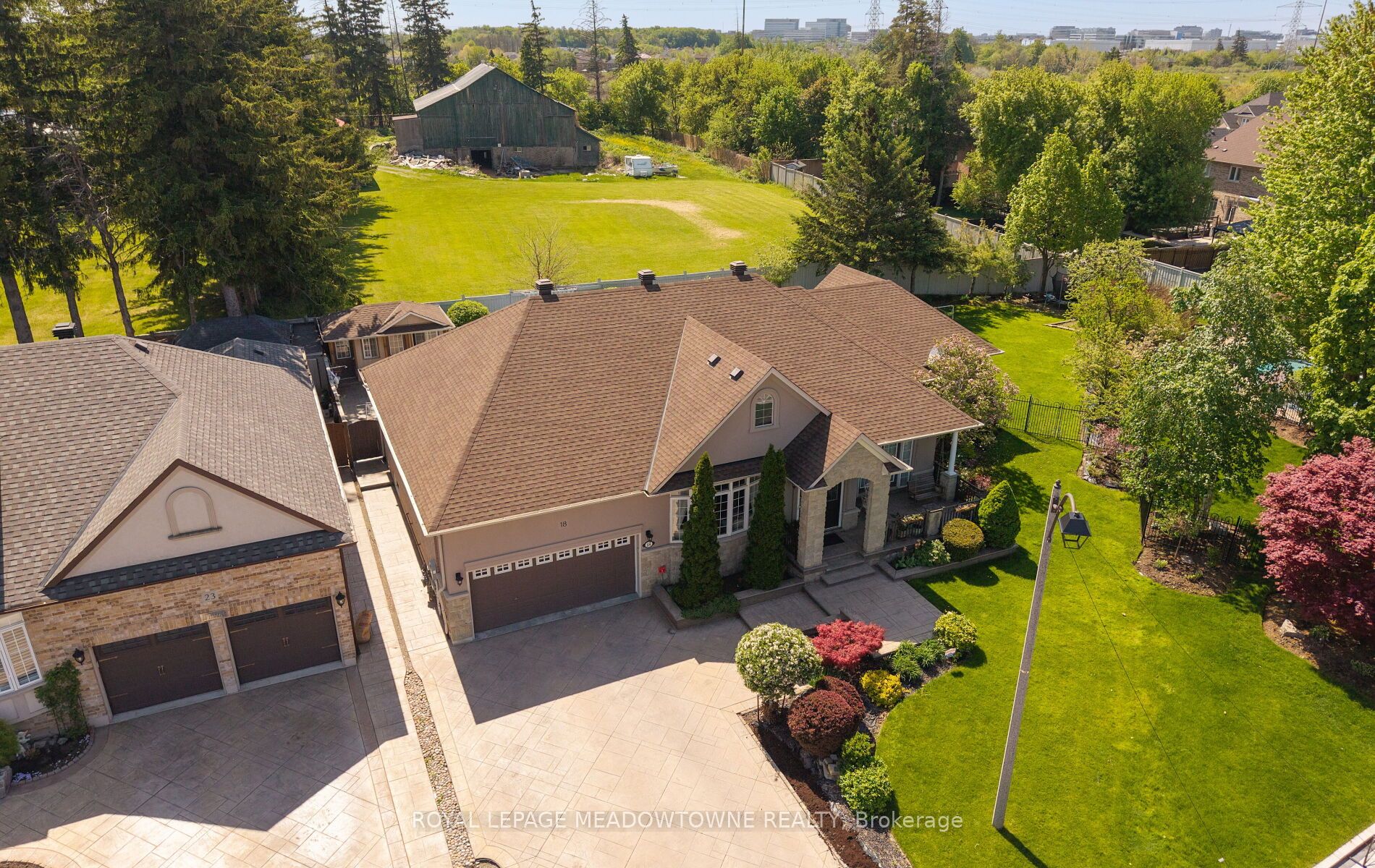 18 Tristan Court